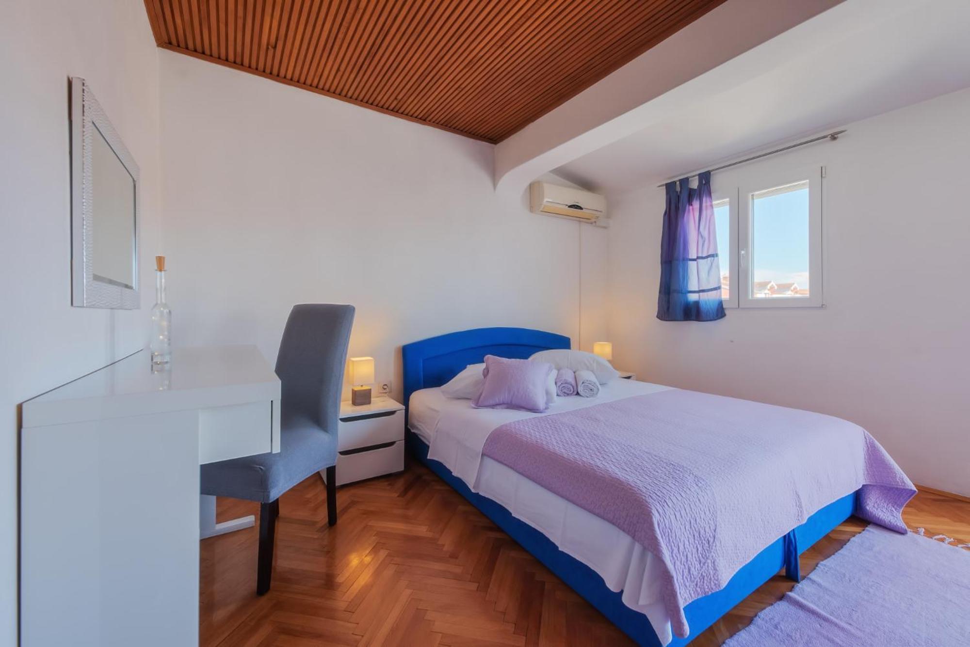 Perica Apartment And Perica Room With Separate Entrance Zara Esterno foto
